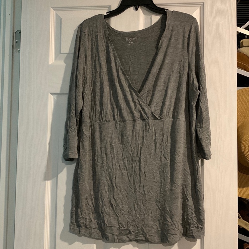 A Glow maternity/nursing top